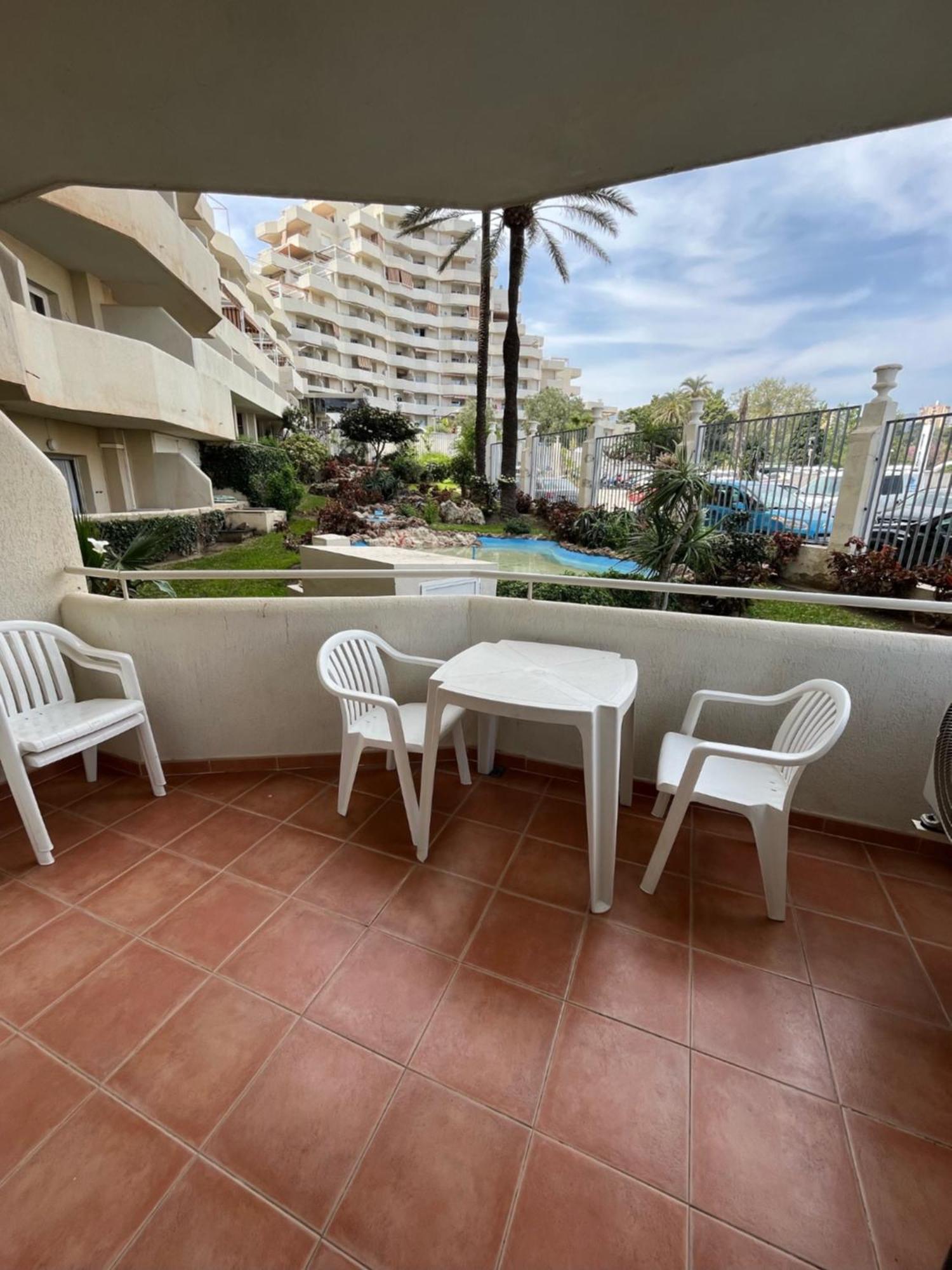 Benal Beach Vista Al Mar, Piscina Templada Benalmádena Zewnętrze zdjęcie